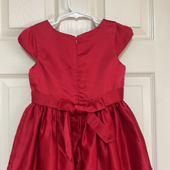 Sweet Heart Rose size 5 red dress. Used but really good condition - Picture 7 of 10